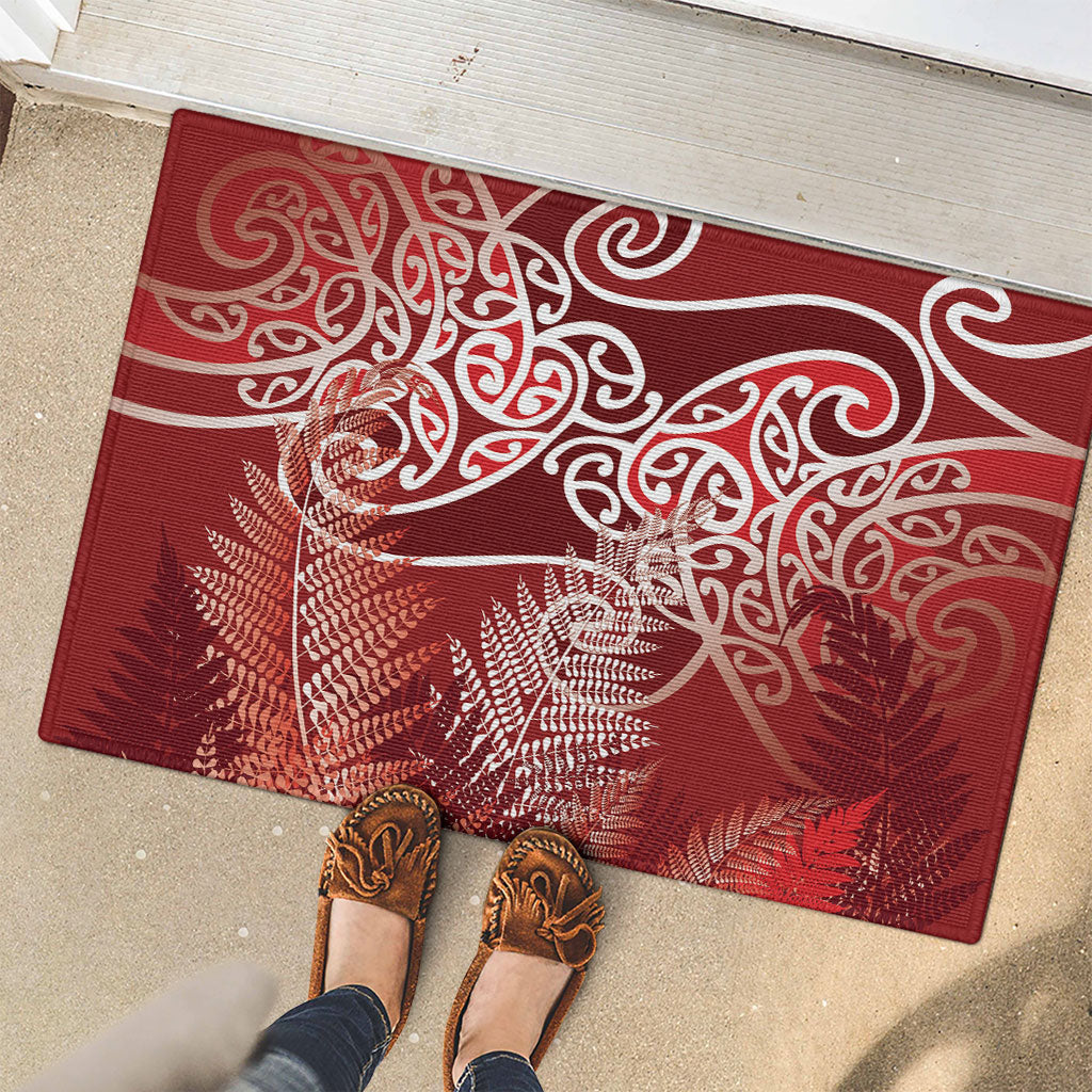 Aotearoa Maori Koru Curves Rubber Doormat Silver Ferns - Crimson Red