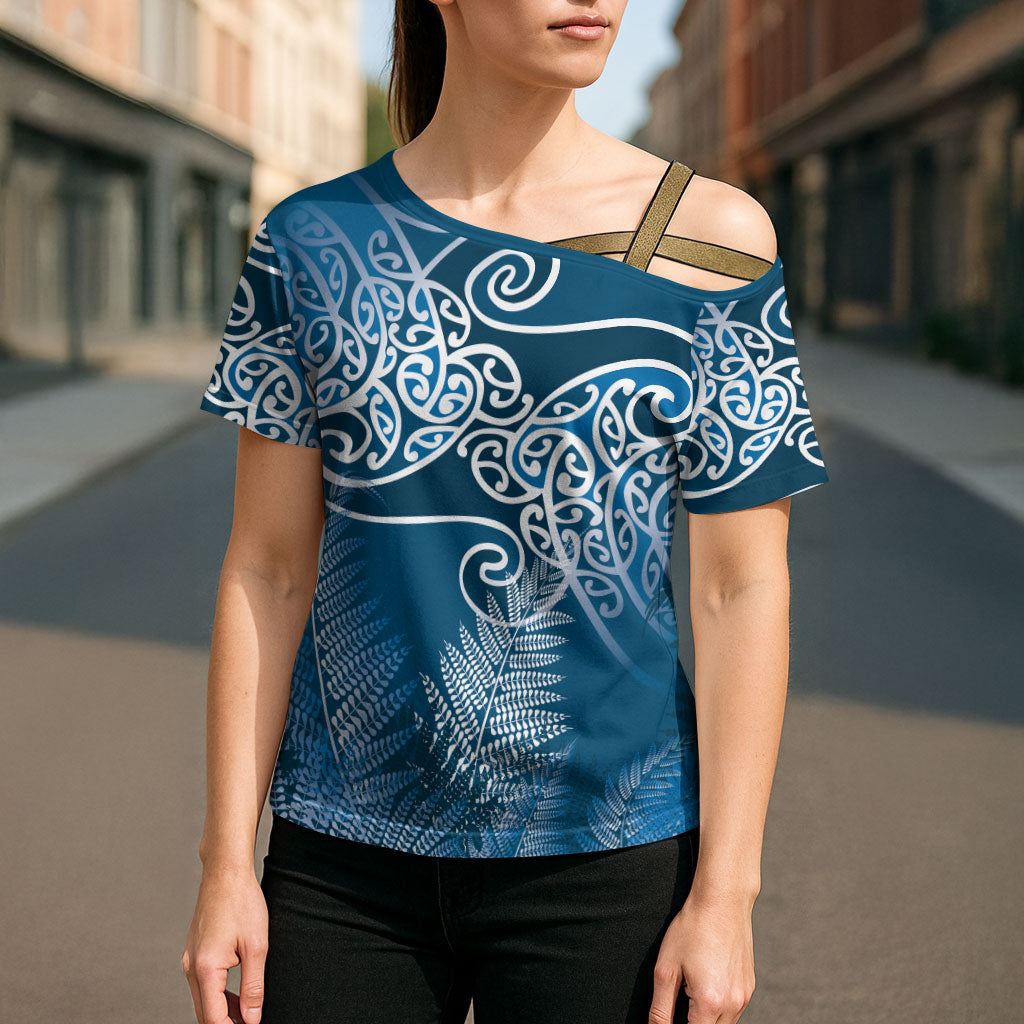 Aotearoa Maori Koru Curves Cross Shoulder Shirt Silver Ferns - Navy Blue