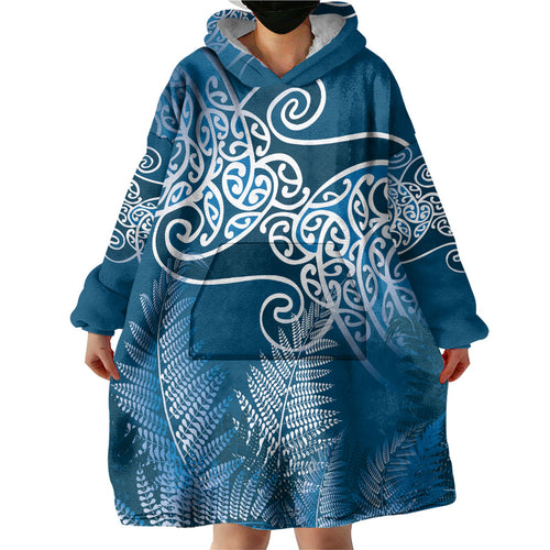 Aotearoa Maori Koru Curves Wearable Blanket Hoodie Silver Ferns - Navy Blue