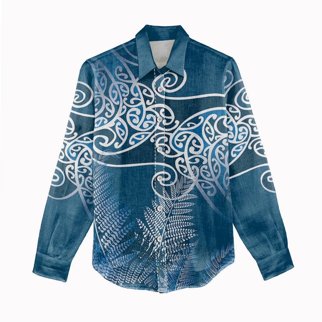 Aotearoa Maori Koru Curves Women Casual Shirt Silver Ferns - Navy Blue