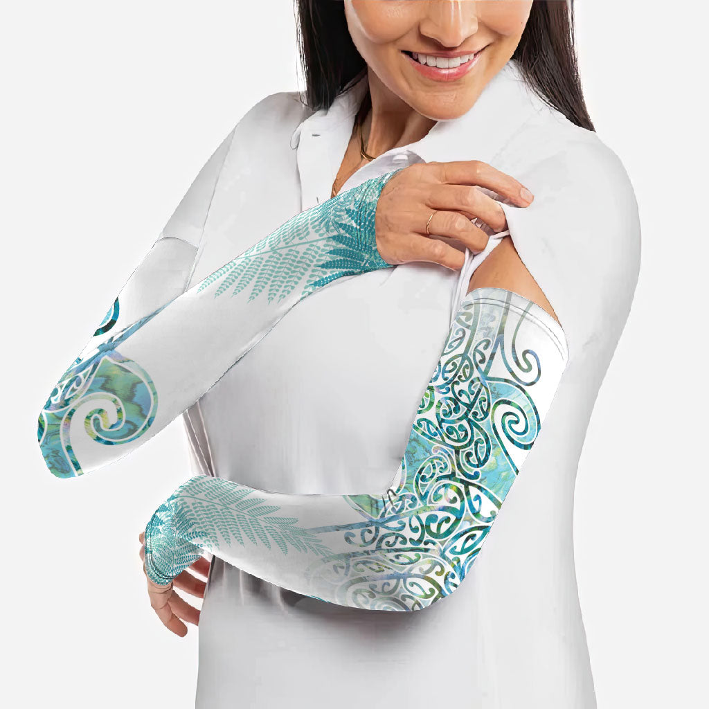Aotearoa Maori Koru Curves Arm Sleeves Mossy Paua Shell
