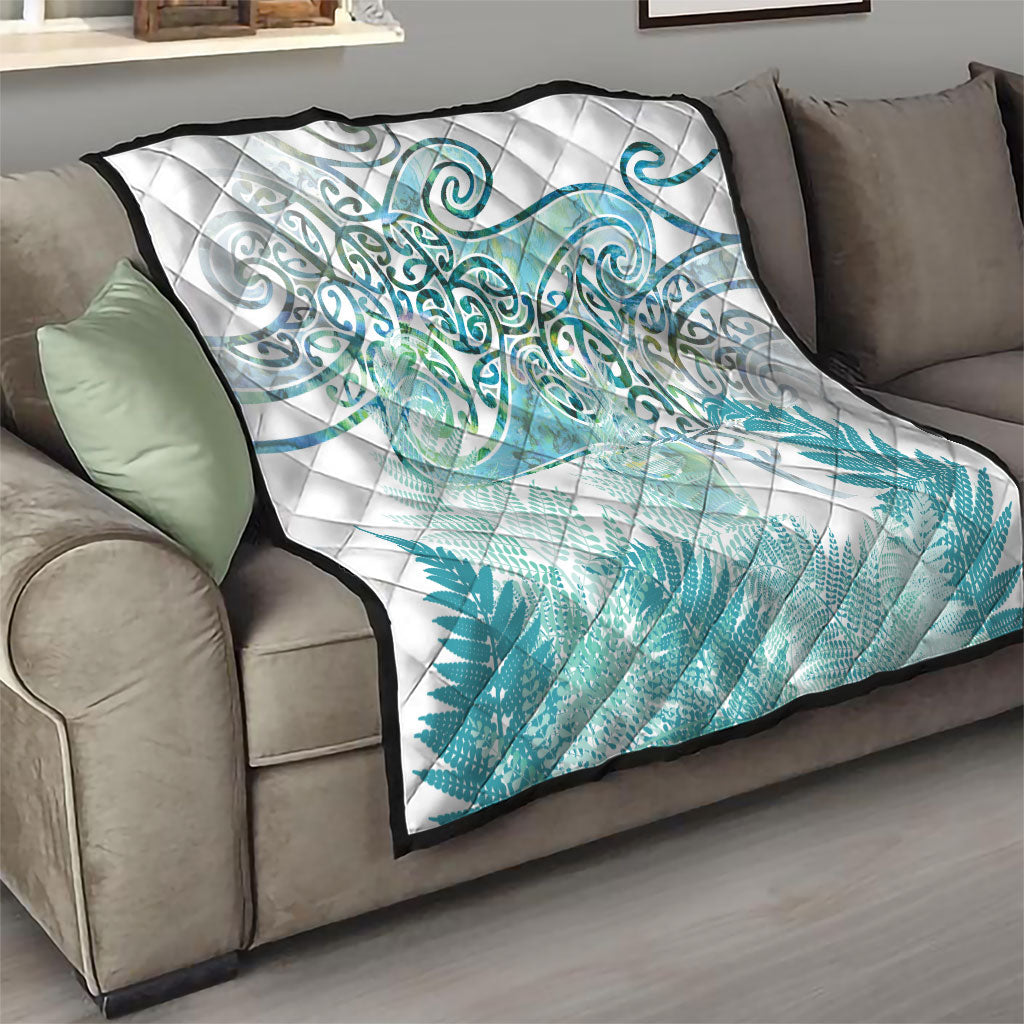 Aotearoa Maori Koru Curves Quilt Mossy Paua Shell
