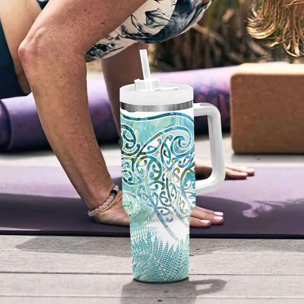 Aotearoa Maori Koru Curves Tumbler With Handle Mossy Paua Shell