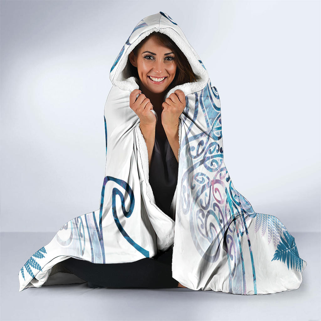 Aotearoa Maori Koru Curves Hooded Blanket Aqua Paua Shell