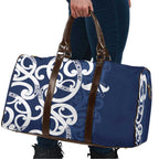 New Zealand Maori Mo Bros Travel Bag Blue Ribbon With Koru Kowhaiwhai - Aussie Hoodie