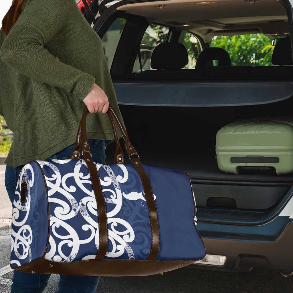 New Zealand Maori Mo Bros Travel Bag Blue Ribbon With Koru Kowhaiwhai - Aussie Hoodie