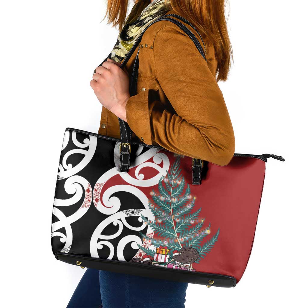 New Zealand Silver Fern Christmas Tree Leather Tote Bag Meri Kirihimete - Aussie Hoodie