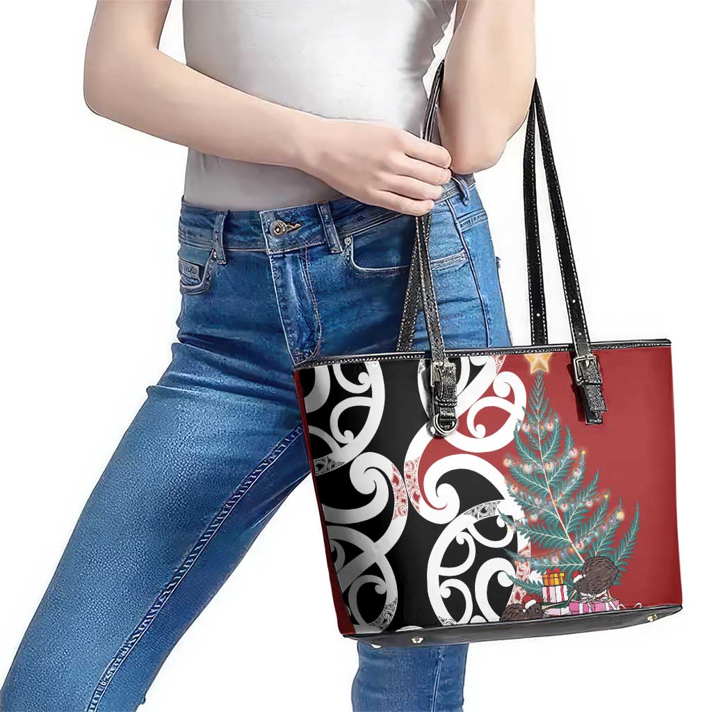 New Zealand Silver Fern Christmas Tree Leather Tote Bag Meri Kirihimete - Aussie Hoodie