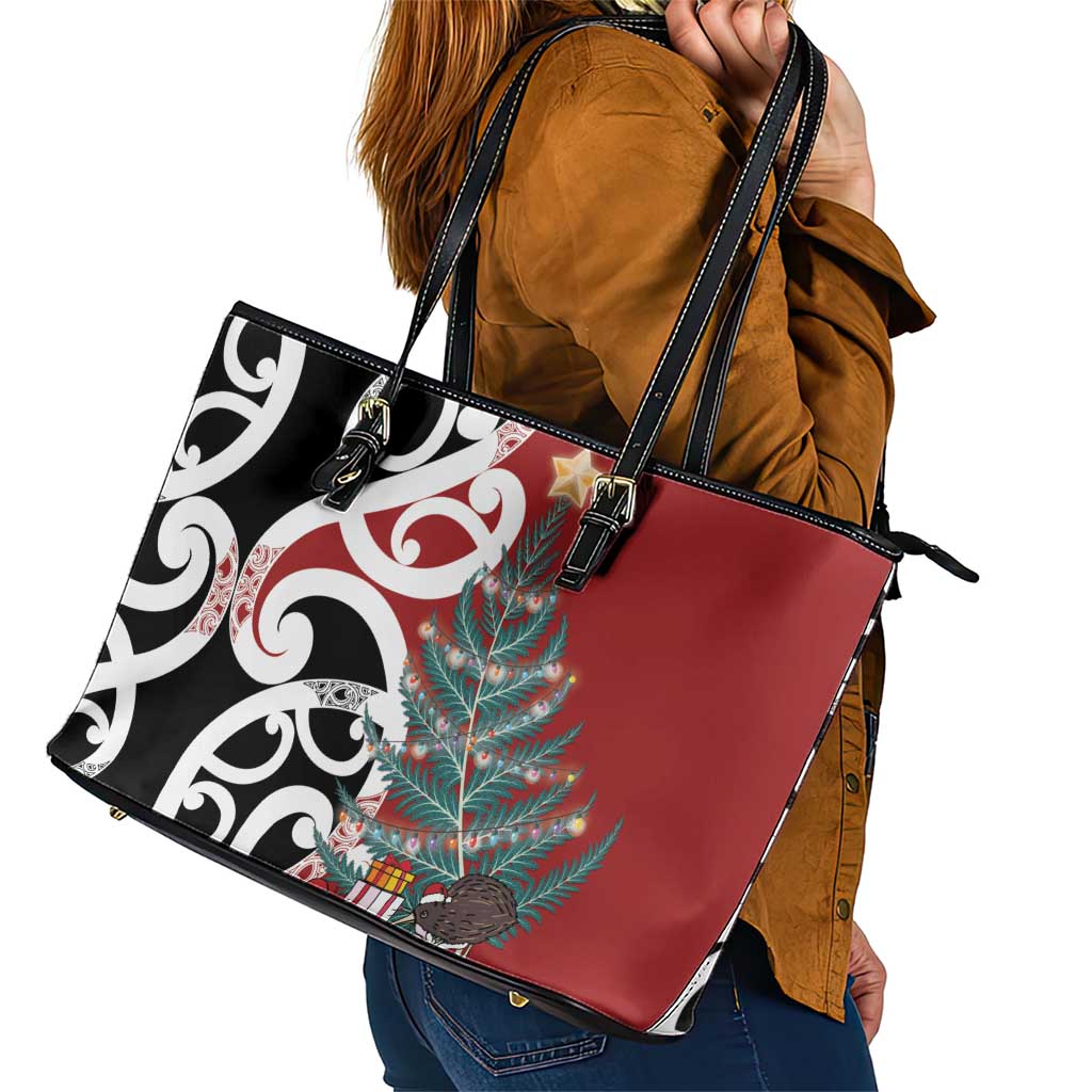 New Zealand Silver Fern Christmas Tree Leather Tote Bag Meri Kirihimete - Aussie Hoodie