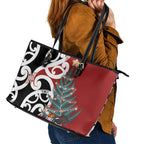 New Zealand Silver Fern Christmas Tree Leather Tote Bag Meri Kirihimete - Aussie Hoodie