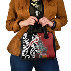 New Zealand Silver Fern Christmas Tree Shoulder Handbag Meri Kirihimete - Aussie Hoodie
