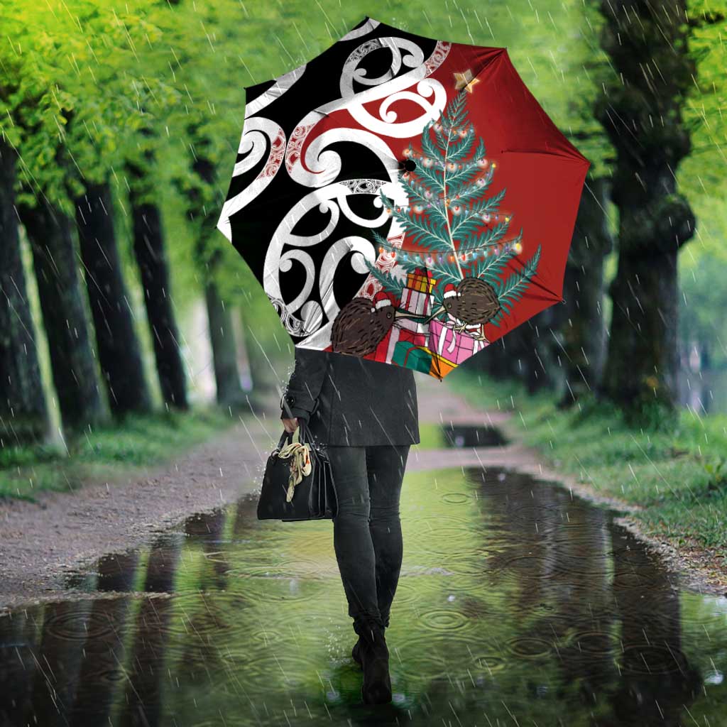 New Zealand Silver Fern Christmas Tree Umbrella Meri Kirihimete - Aussie Hoodie