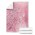Breast Cancer Awareness Maori Blanket Kia Kaha Kia Maia Kia Manawanui - Aussie Hoodie