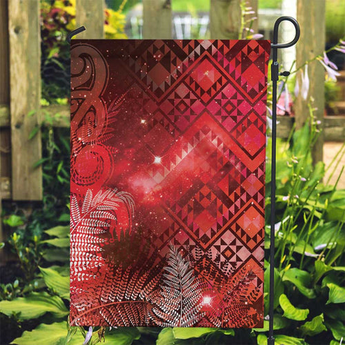 Aotearoa Taniko Matariki Garden Flag Cosmic Red