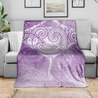 Epilepsy Awareness Maori Aotearoa Blanket Manta Ray - Purple Glaze - Aussie Hoodie