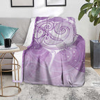 Epilepsy Awareness Maori Aotearoa Blanket Manta Ray - Purple Glaze - Aussie Hoodie