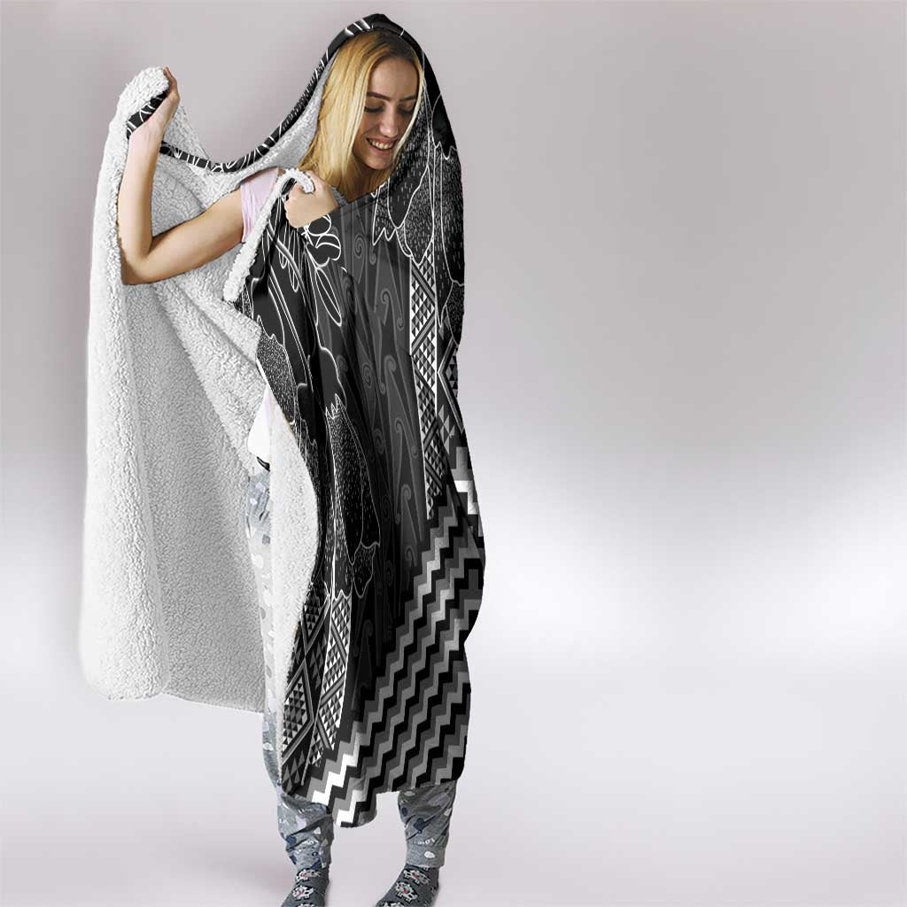 Aotearoa Taniko Pattern Hooded Blanket Poutama Mix Kowhai Flowers
