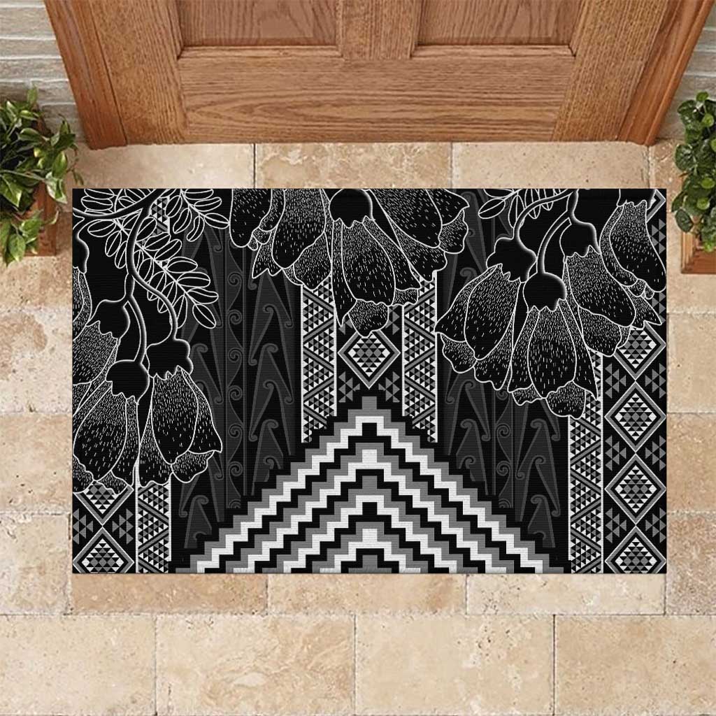 Aotearoa Taniko Pattern Rubber Doormat Poutama Mix Kowhai Flowers