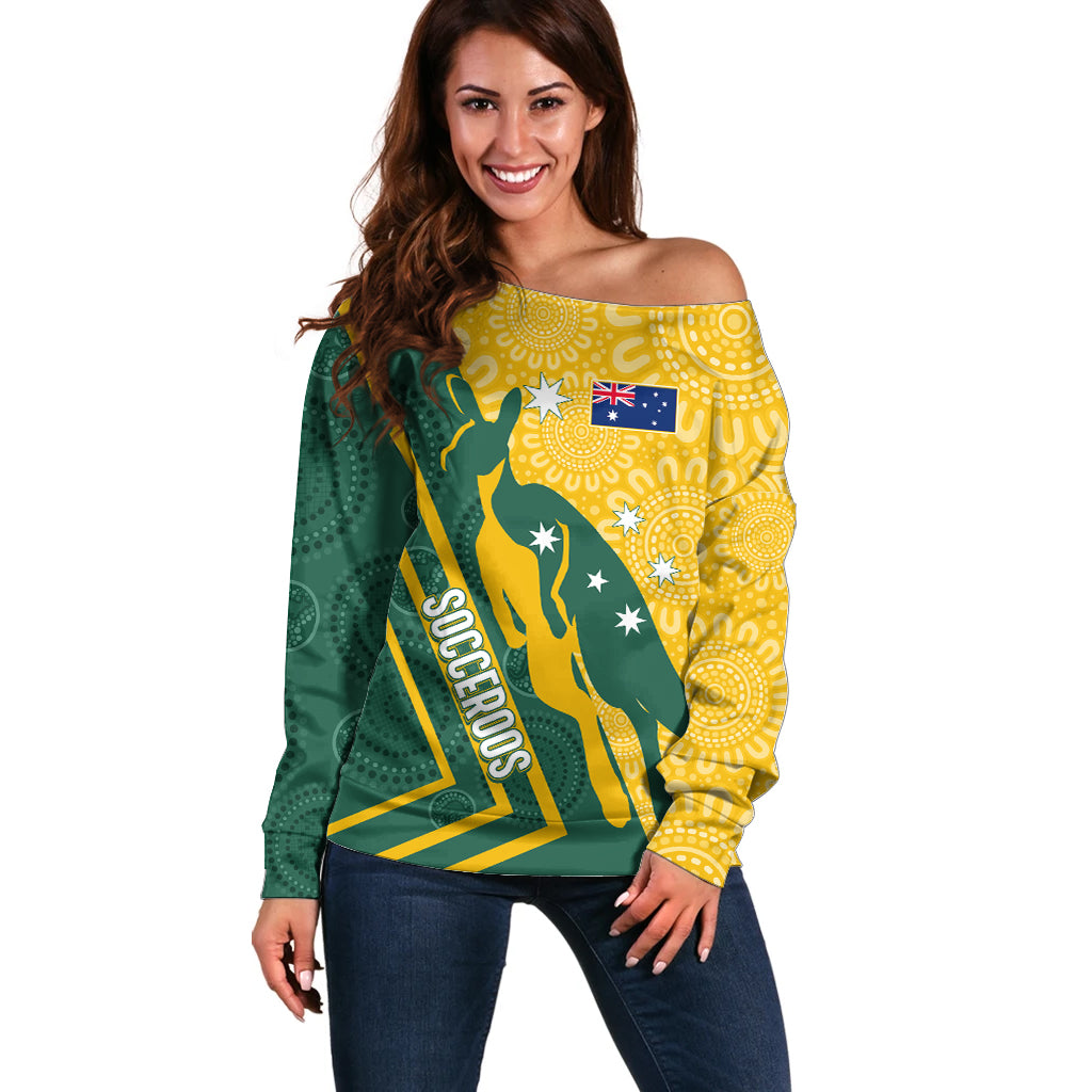 personalised-australia-socceroos-indigenous-off-shoulder-sweater-green-gold