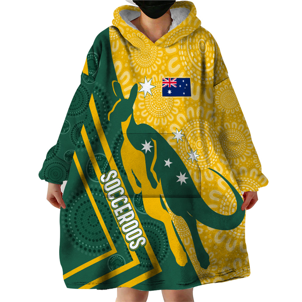 personalised-australia-socceroos-indigenous-wearable-blanket-hoodie-green-gold
