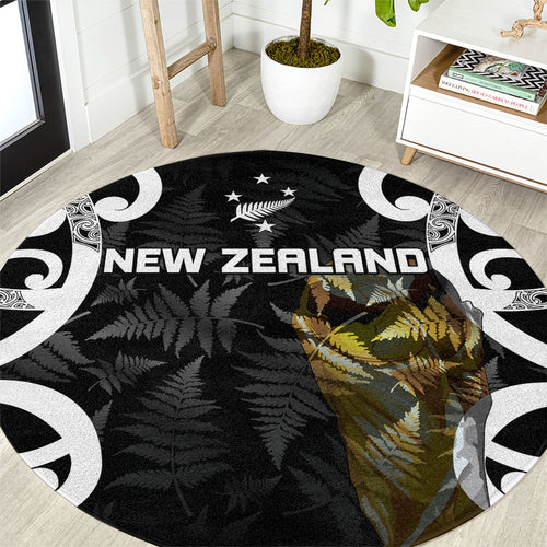 New Zealand WC2026 Black Round Carpet Silver Fern