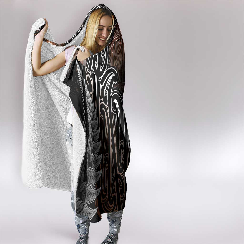 Aotearoa Maori - Australia Indigenous Hooded Blanket Koiri Whakairo Mix Aboriginal Art - Aussie Hoodie