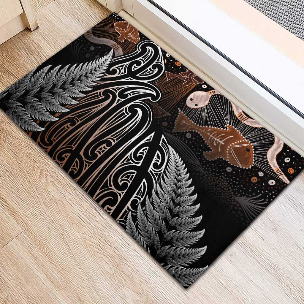 Aotearoa Maori - Australia Indigenous Rubber Doormat Koiri Whakairo Mix Aboriginal Art - Aussie Hoodie