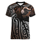 Aotearoa Maori - Australia Indigenous Women V-Neck T-Shirt Koiri Whakairo Mix Aboriginal Art - Aussie Hoodie