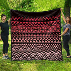 Maori Niho Taniwha Te Wheiao Quilt Terracotta - Aussie Hoodie