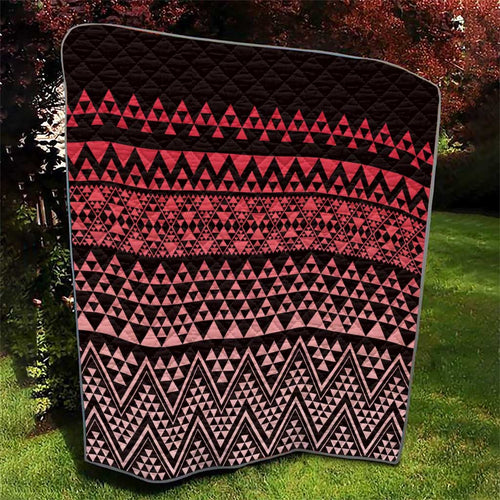 Maori Niho Taniwha Te Wheiao Quilt Terracotta - Aussie Hoodie