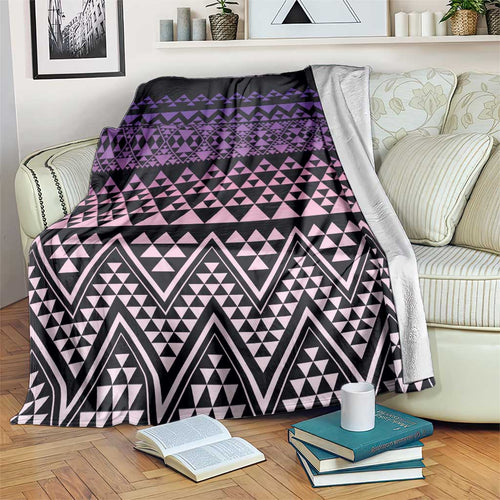 Maori Niho Taniwha Te Wheiao Blanket Waiporoporo - Aussie Hoodie