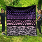 Maori Niho Taniwha Te Wheiao Quilt Waiporoporo - Aussie Hoodie
