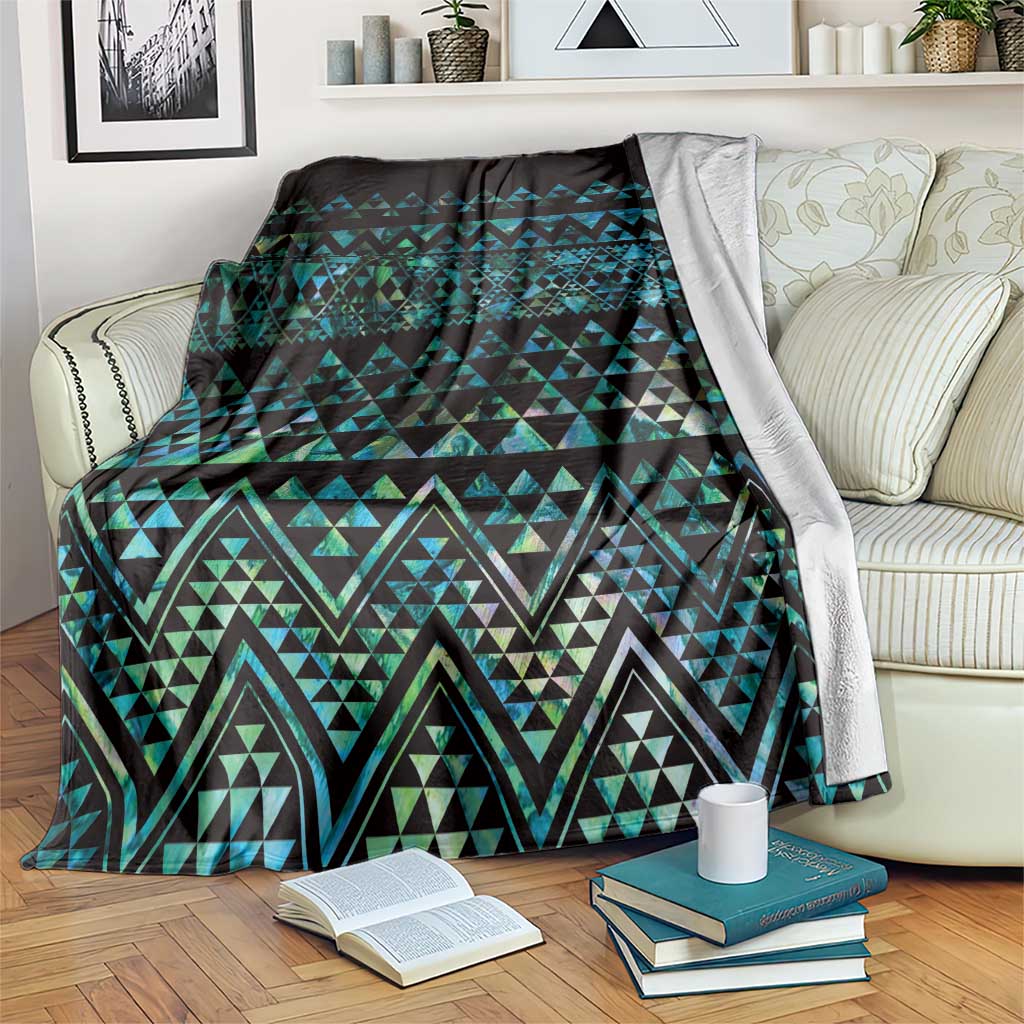 Maori Niho Taniwha Te Wheiao Blanket Paua Shell - Aussie Hoodie