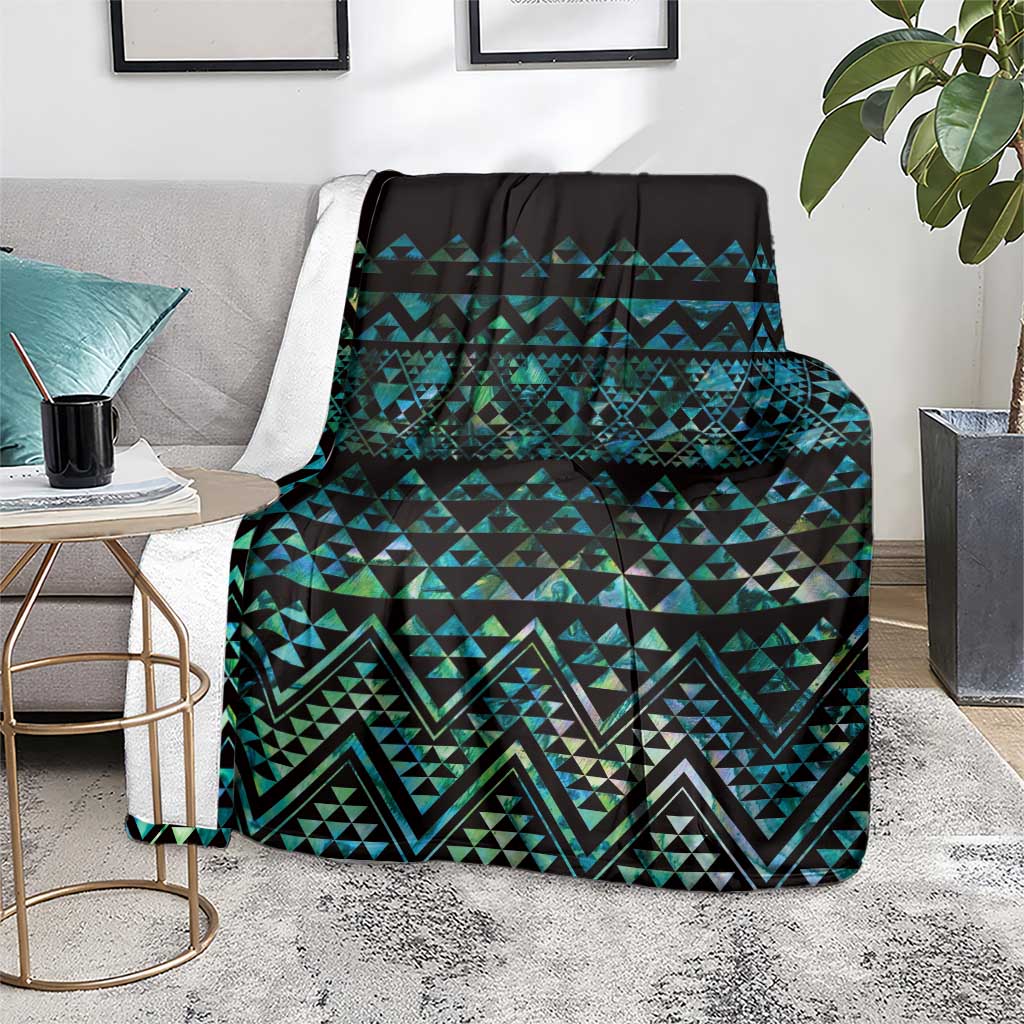Maori Niho Taniwha Te Wheiao Blanket Paua Shell - Aussie Hoodie