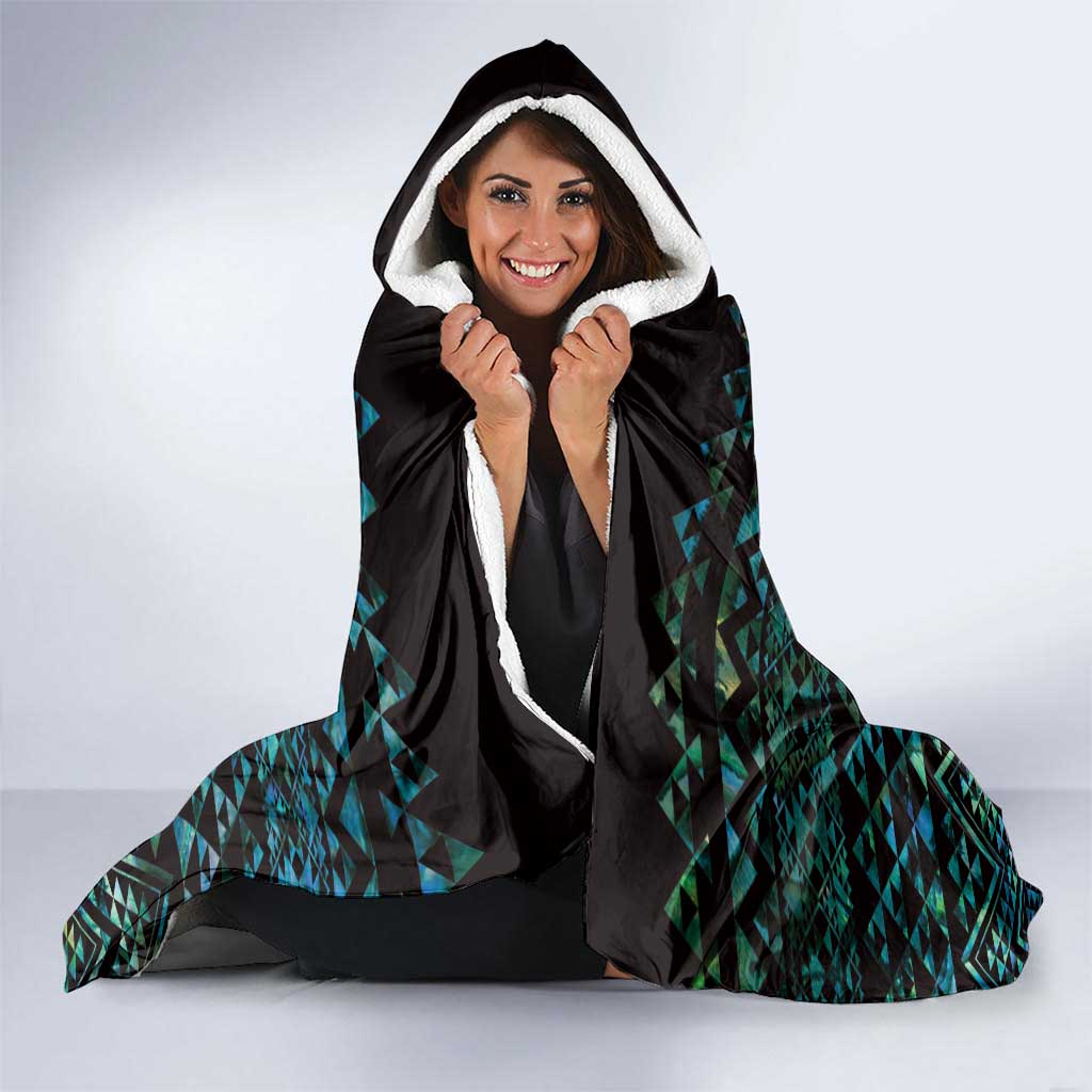 Maori Niho Taniwha Te Wheiao Hooded Blanket Paua Shell - Aussie Hoodie