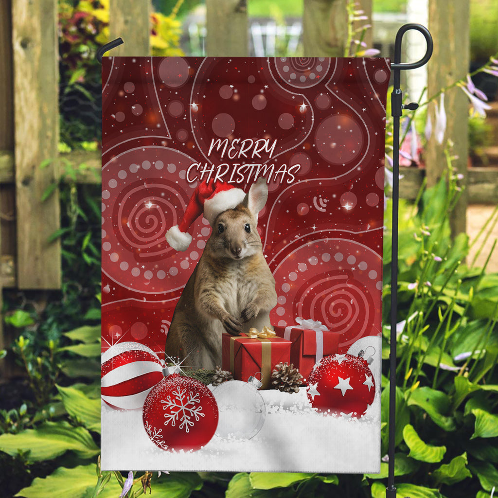 australia-christmas-wallaby-garden-flag-aboriginal-art