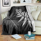 New Zealand Lawn Bowls Personalized Blanket Wrap-Around Silver Fern - Aussie Hoodie