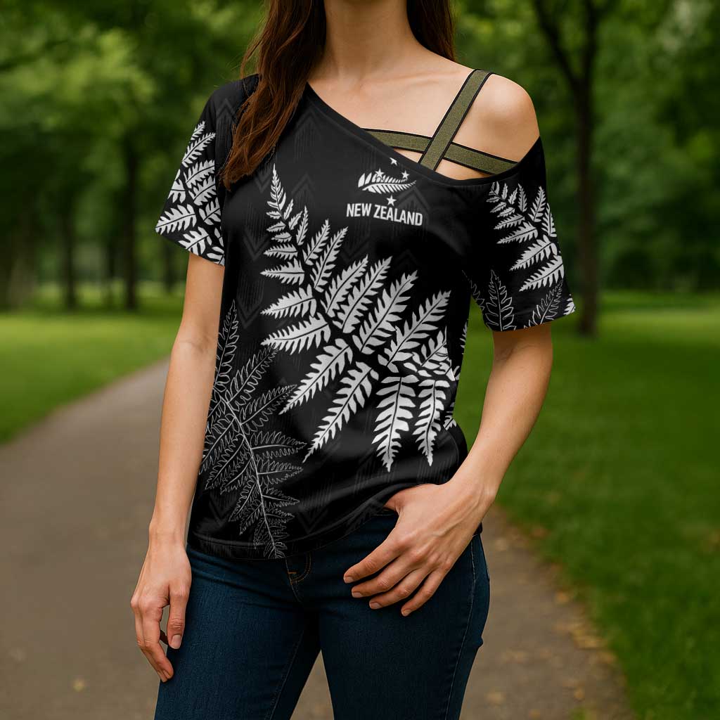 New Zealand Lawn Bowls Personalized Cross Shoulder Shirt Wrap-Around Silver Fern - Aussie Hoodie