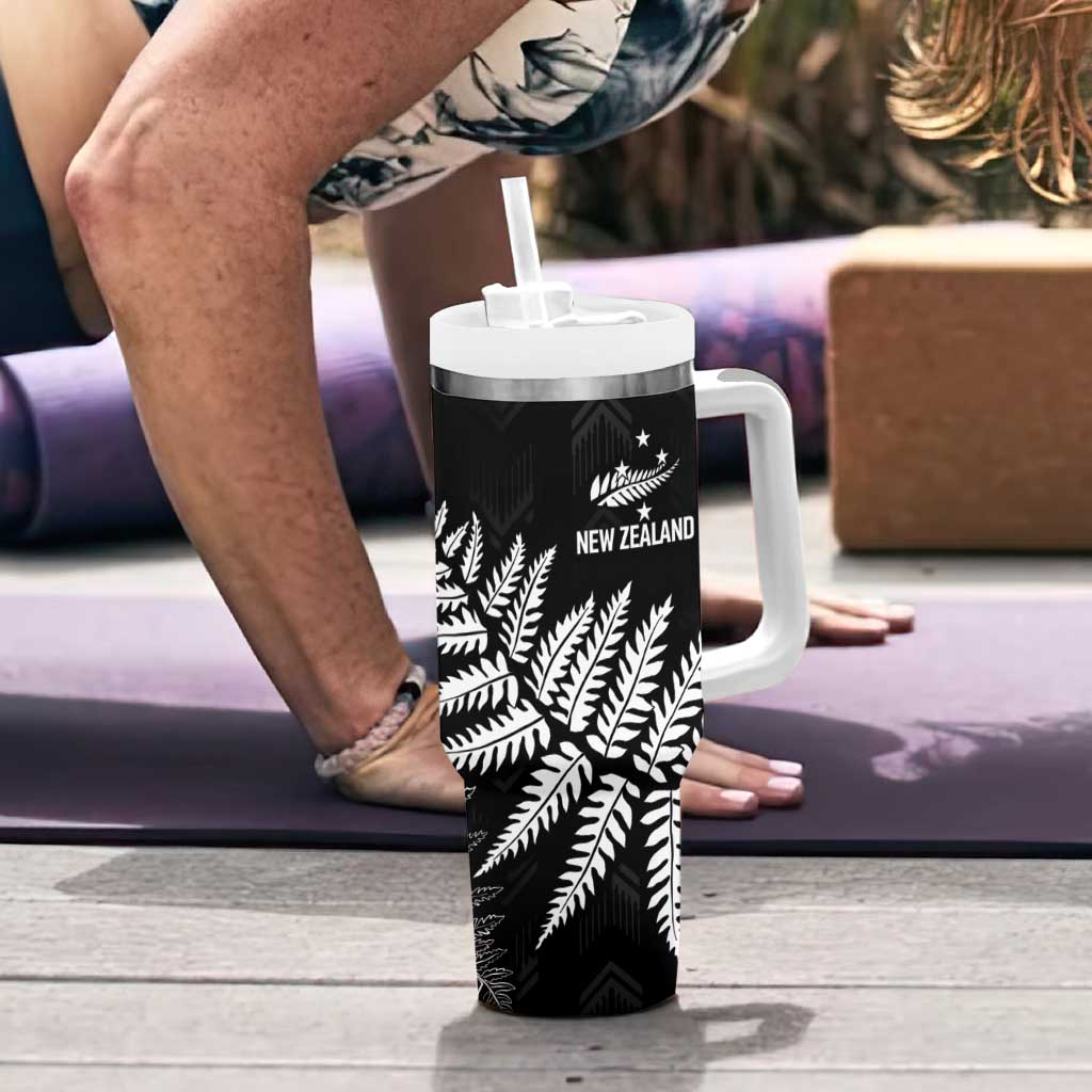 New Zealand Lawn Bowls Personalized Tumbler With Handle Wrap-Around Silver Fern - Aussie Hoodie