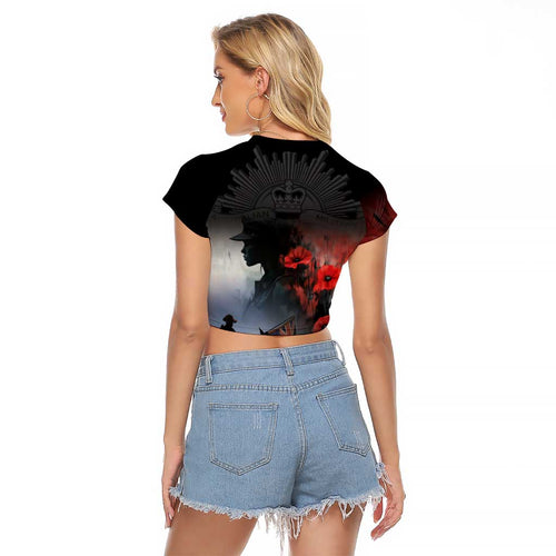 Anzac Day Raglan Cropped T Shirt Women In War - Lest We Forget