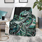 Maori Matariki - Manaia Blanket Emerald Paua Shell