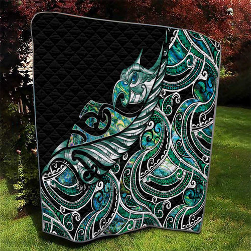 Maori Matariki - Manaia Quilt Emerald Paua Shell