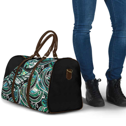 Maori Matariki - Manaia Travel Bag Emerald Paua Shell