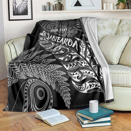 Aotearoa Personalized Lawn Bowls Maori Blanket New Zealand Black Tribal Silver Fern - Aussie Hoodie