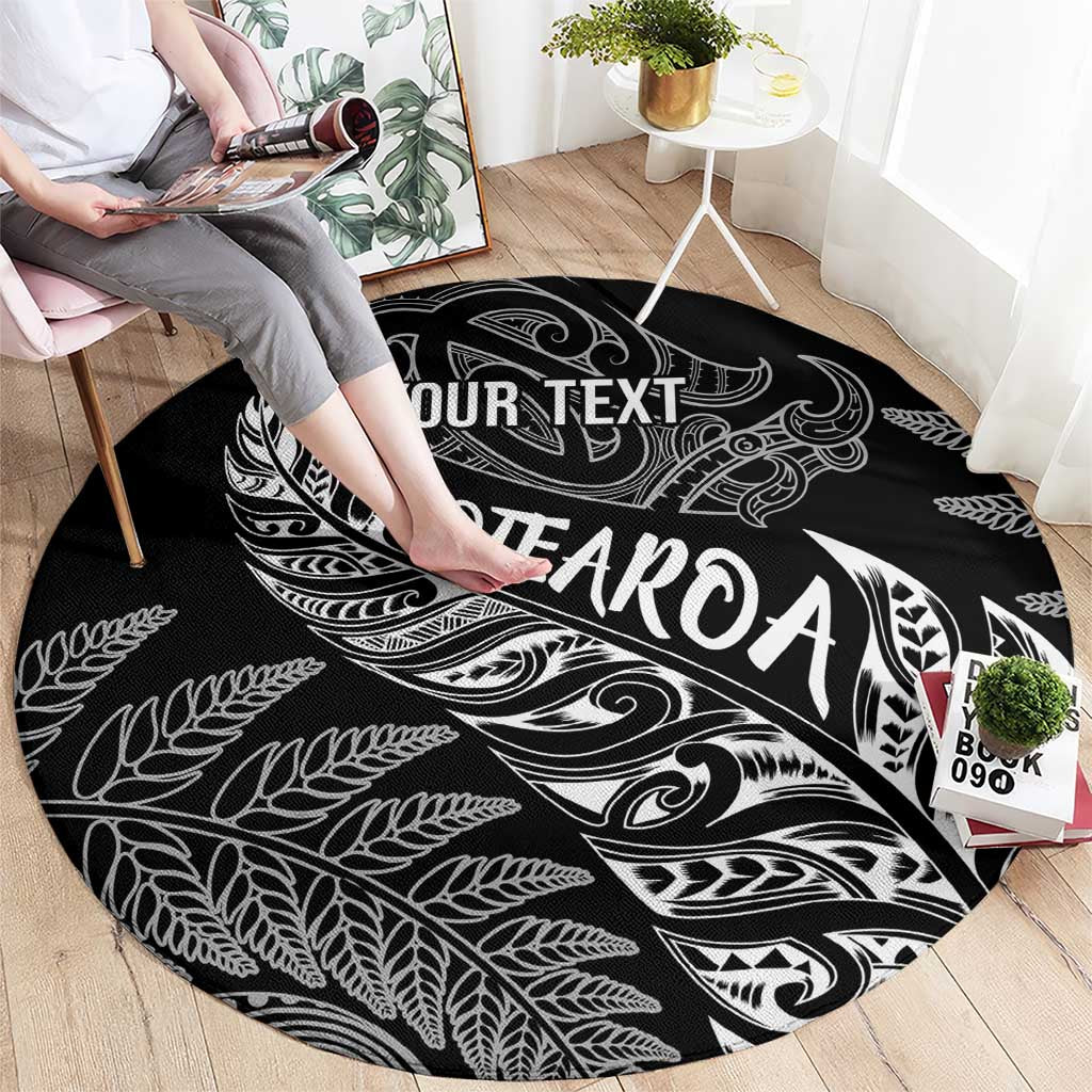 Aotearoa Personalized Lawn Bowls Maori Round Carpet New Zealand Black Tribal Silver Fern - Aussie Hoodie