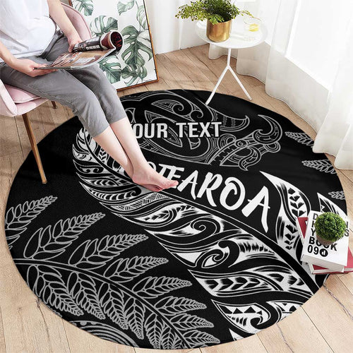 Aotearoa Personalized Lawn Bowls Maori Round Carpet New Zealand Black Tribal Silver Fern - Aussie Hoodie