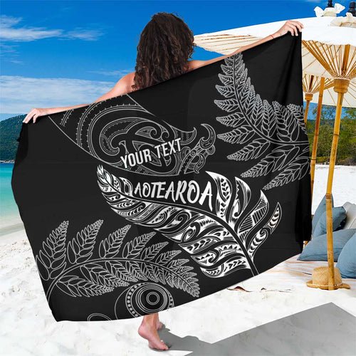 Aotearoa Personalized Lawn Bowls Maori Sarong New Zealand Black Tribal Silver Fern - Aussie Hoodie