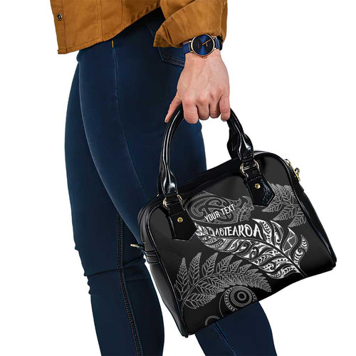 Aotearoa Personalized Lawn Bowls Maori Shoulder Handbag New Zealand Black Tribal Silver Fern - Aussie Hoodie