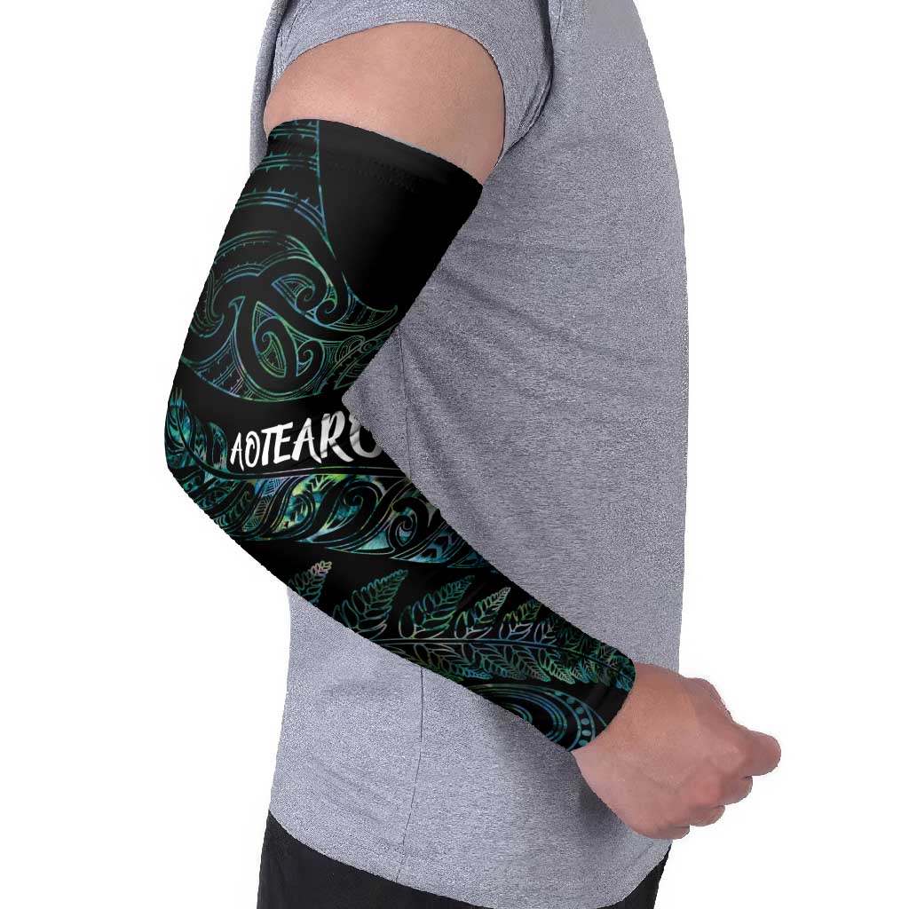 Aotearoa Personalized Lawn Bowls Maori Arm Sleeves New Zealand Paua Shell Tribal Silver Fern - Aussie Hoodie