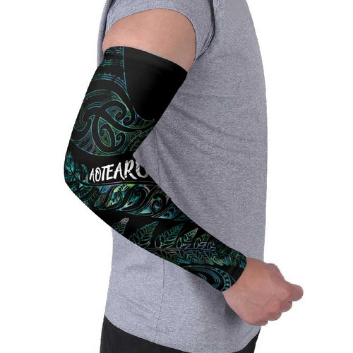 Aotearoa Personalized Lawn Bowls Maori Arm Sleeves New Zealand Paua Shell Tribal Silver Fern - Aussie Hoodie